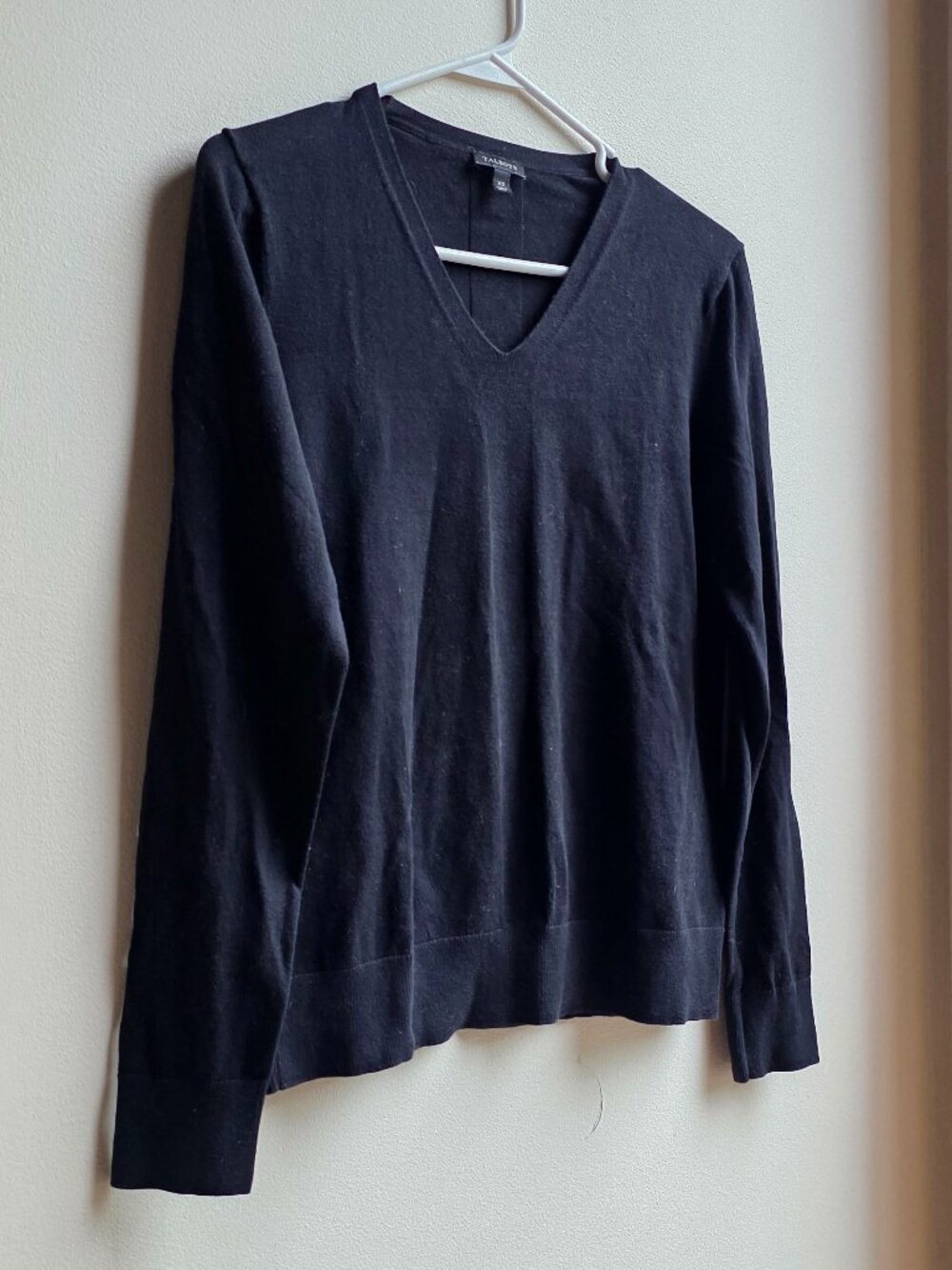 Talbots Basic Black V-Neck Sweater Size XS